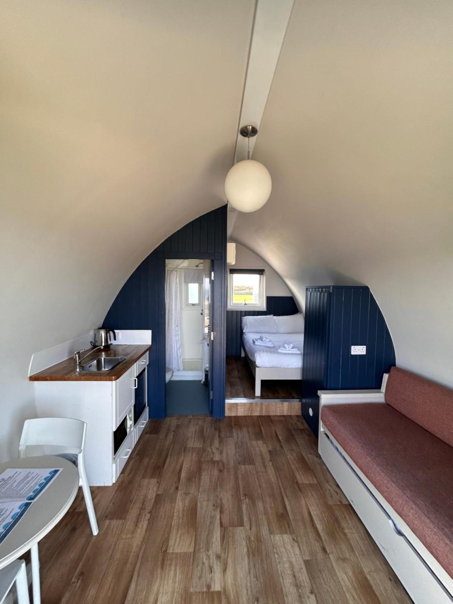 Aran Islands Camping & Glamping Hotel Kilronan  Exterior photo