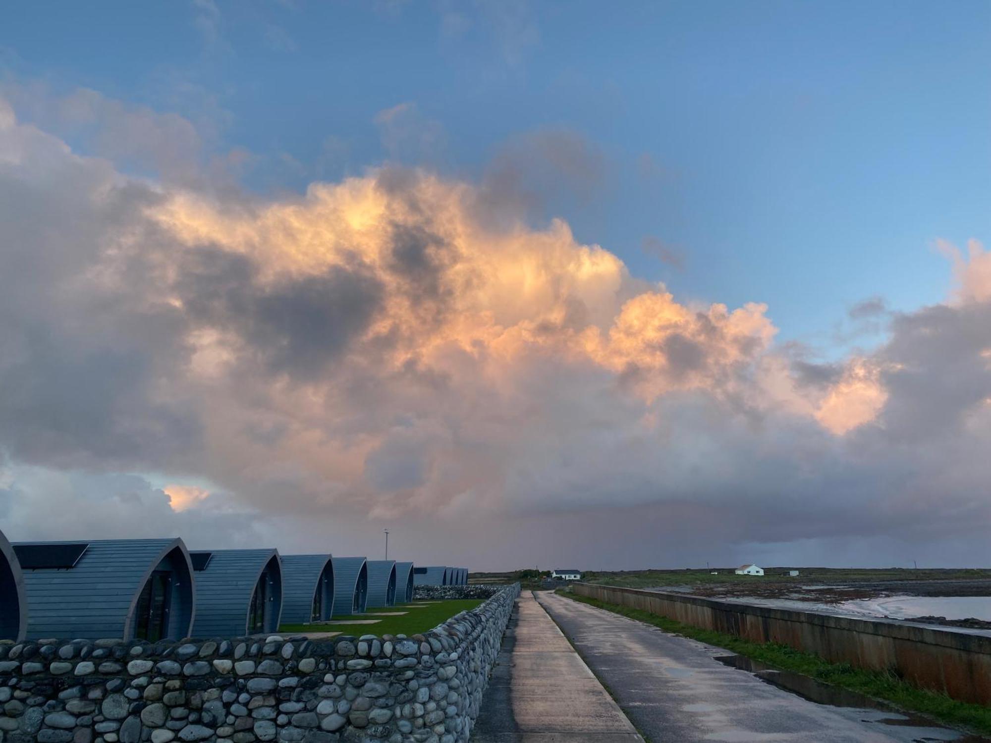 Aran Islands Camping & Glamping Hotel Kilronan  Exterior photo