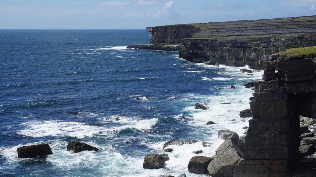 Aran Islands Camping & Glamping Hotel Kilronan  Exterior photo