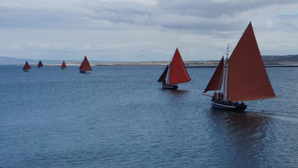 Aran Islands Camping & Glamping Hotel Kilronan  Exterior photo