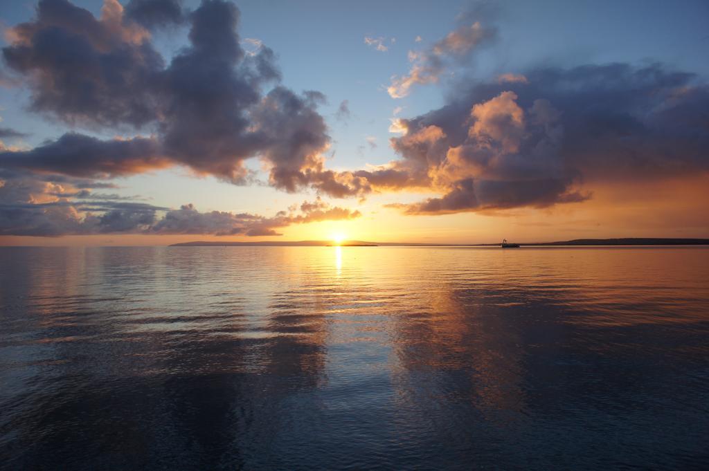 Aran Islands Camping & Glamping Hotel Kilronan  Exterior photo